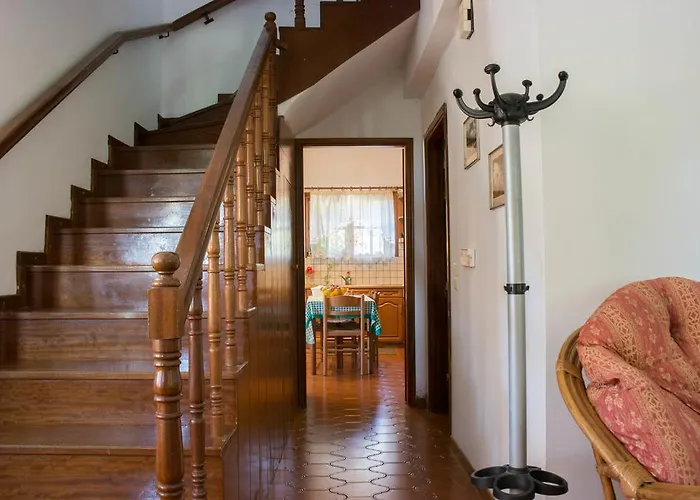 Alexandra Villa Stalos