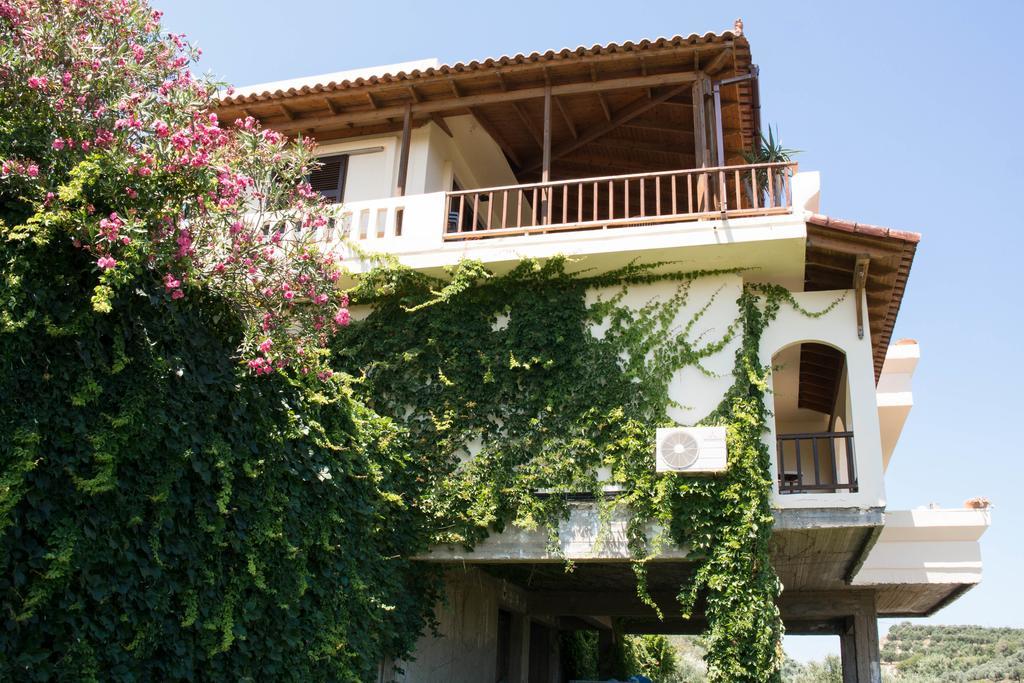Alexandra Holiday home Stalos
